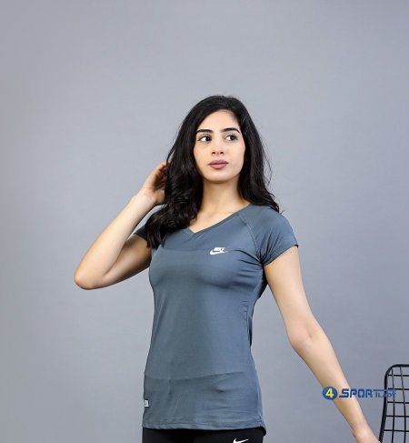 رمادي فيراني