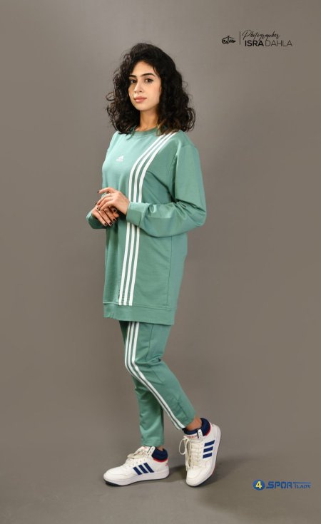 اخضر